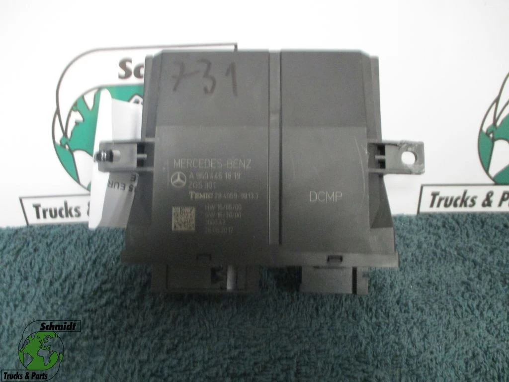 Mercedes-Benz - A 960 446 18 19 RAAMMODULE EURO 6 imagem 1