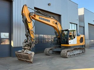Liebherr R922LC 2019 image 2 thumbnail