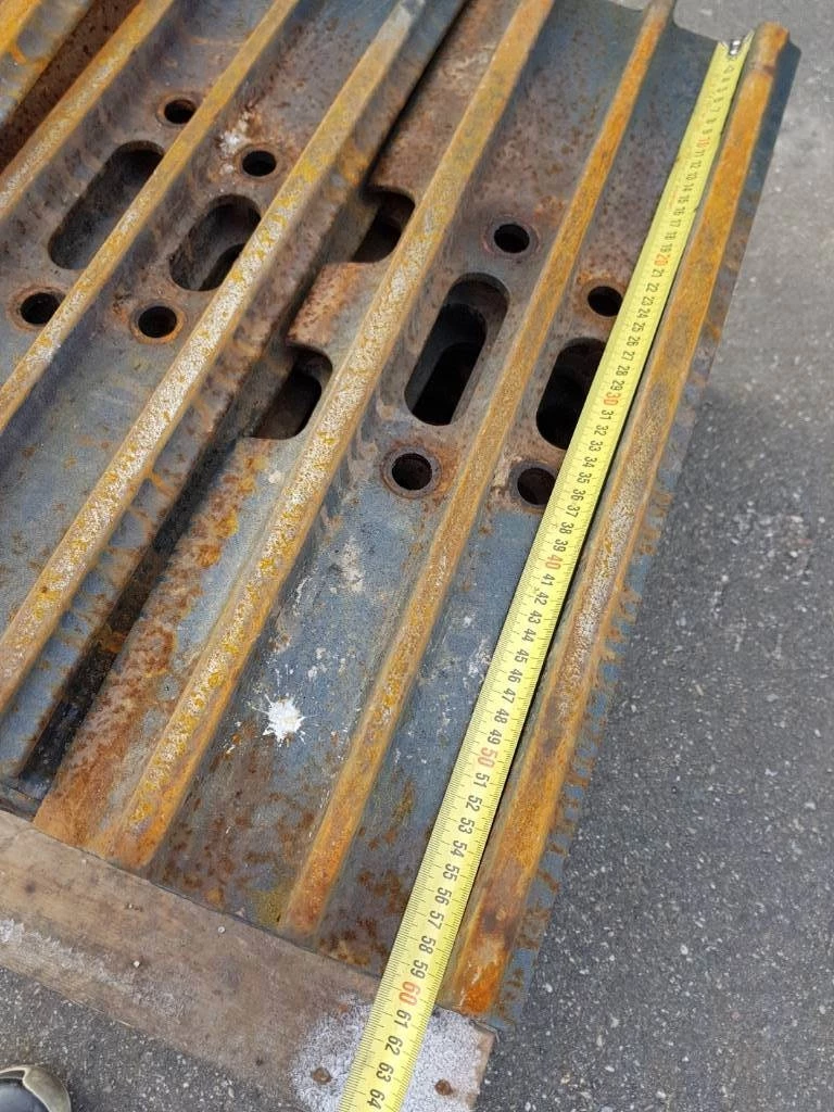 Hyundai - Track Pads - Robex 220 - 600mm. afbeelding 1
