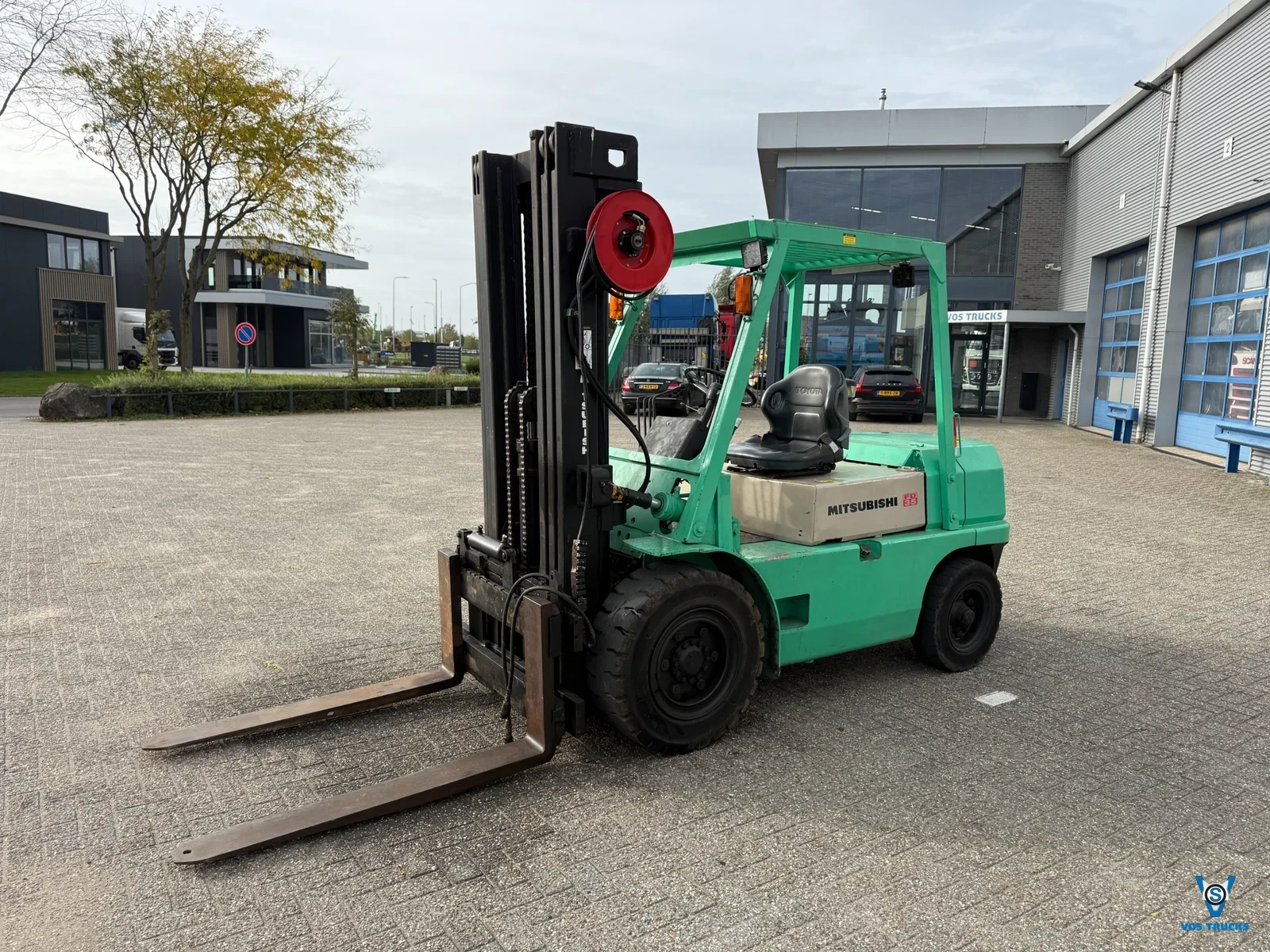 Mitsubishi FD35AT 1996 - / 6 CILINDER DIESEL / 2148 HOURS / MAST HEIGHT:530 CM / 1996 immagine 1
