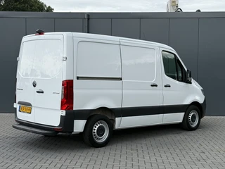 Mercedes-Benz Sprinter 2021 - 211 2.2 CDI AUTOMAAT 3.0T / L1H1 / CRUISE / CAMERA / AIRCO / NAVI / CARPLAY / 3-ZITS afbeelding 3 miniatuur