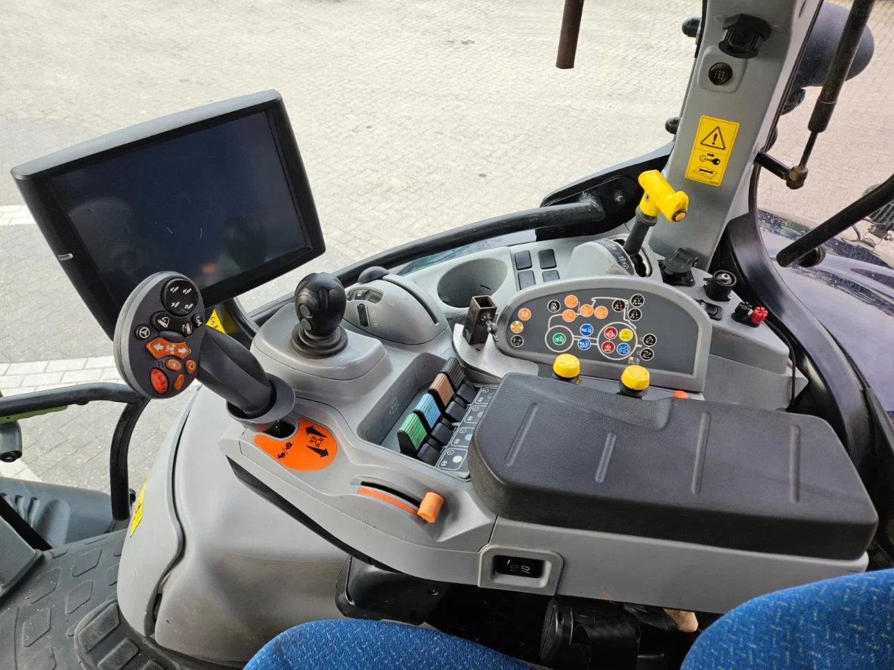 New Holland T6.160 AC 2015 - Autocommand immagine 27