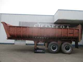 Fruehauf N/A 2000 - D33C , 2 axle , Steel tipper trailer , Drum Brakes , Spring suspension imagen 2