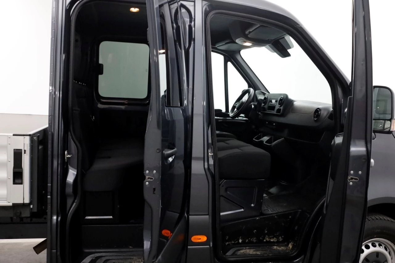 Mercedes-Benz Sprinter 2023 - 317 CDI 170pk 9G Automaat D.C. Open Laadbak Trekhaak 3500kg 02-2023 obrázek 3