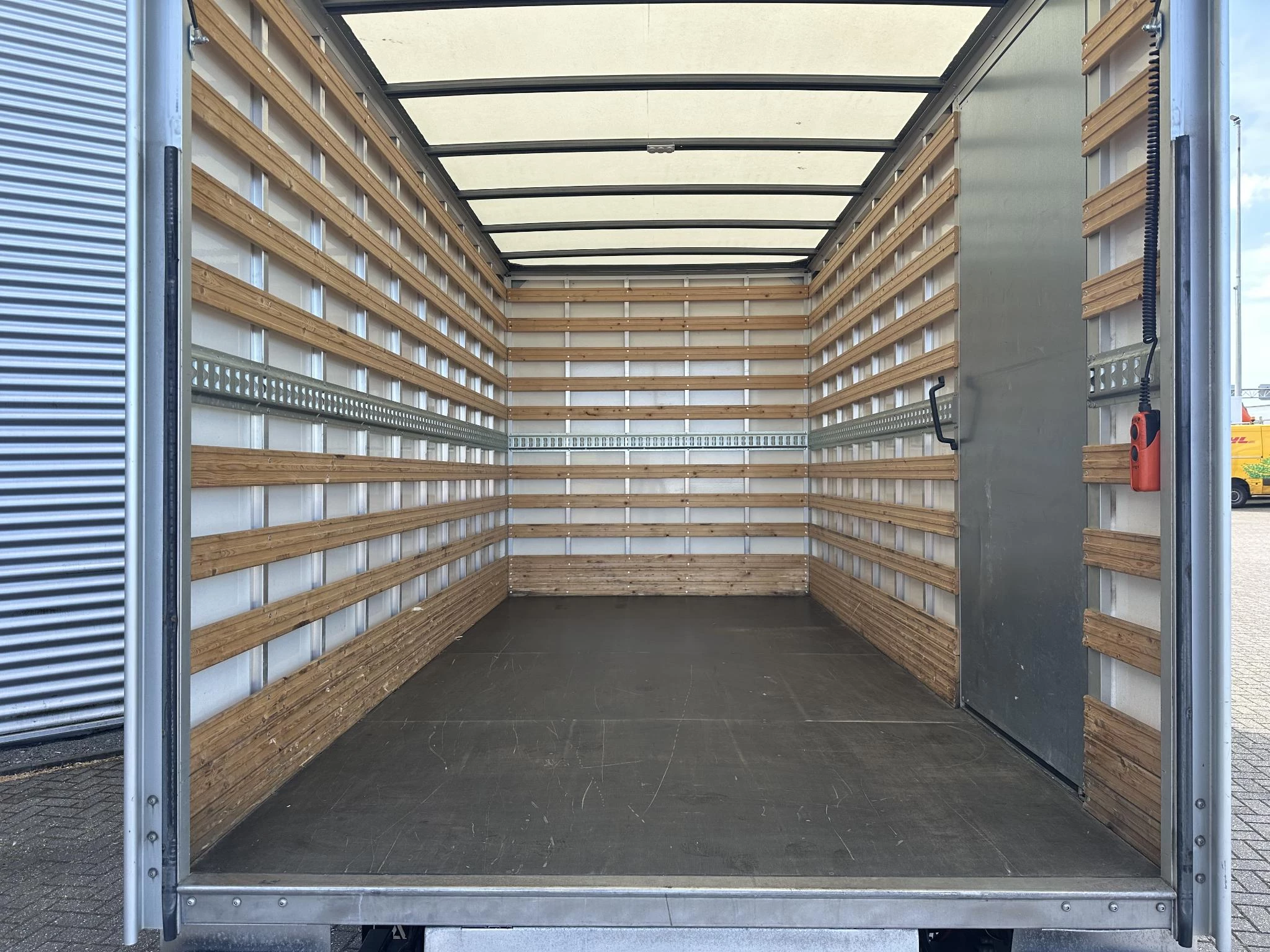 FUSO Canter 2024 - 3C15 Bakwagen-Laadklep image 22