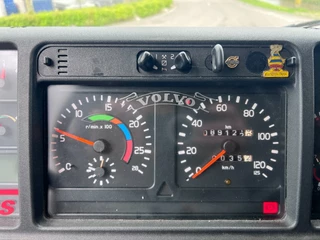 Volvo NH 12.460 2001 - 4X2 - *MARGE* - EURO 2 image 16