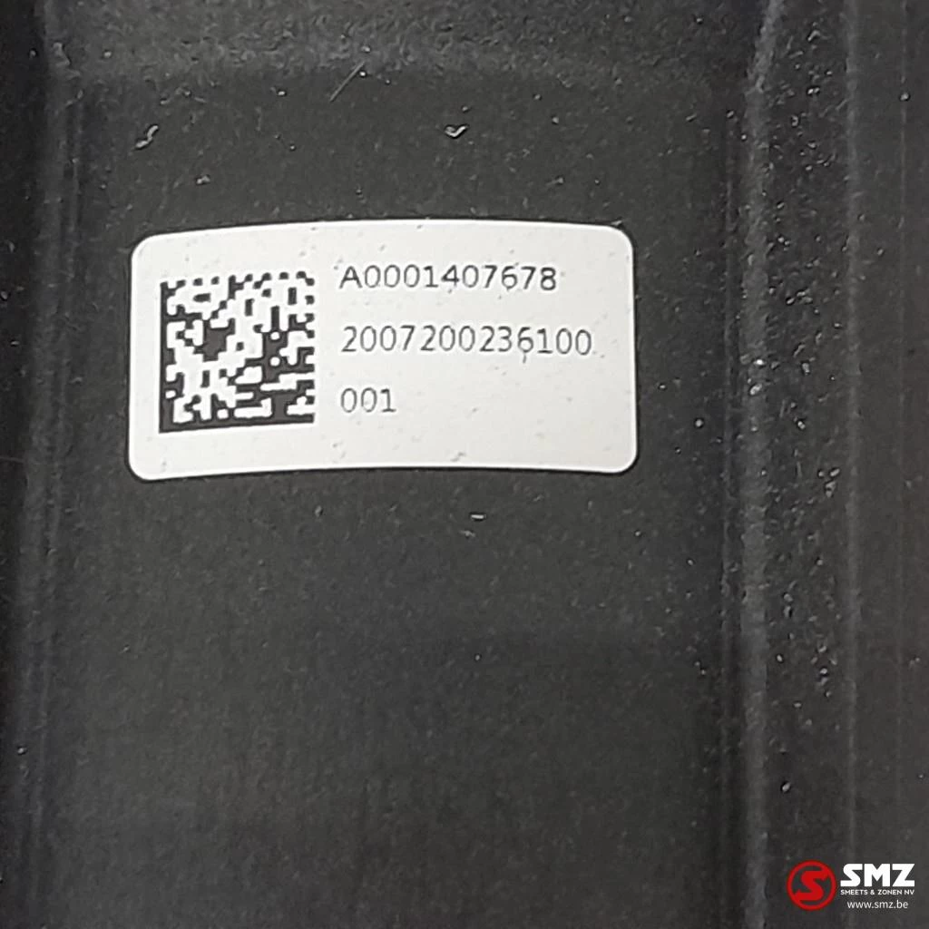 Mercedes-Benz - AdBlue pomp Mercedes immagine 7