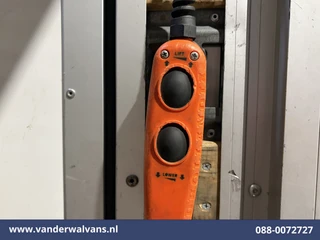 Ford Transit 2023 - 2.0 TDCI 130pk Bakwagen 232cm Hoog Laadklep Zijdeur Euro6 Airco | Lat om Lat betimmering image 12