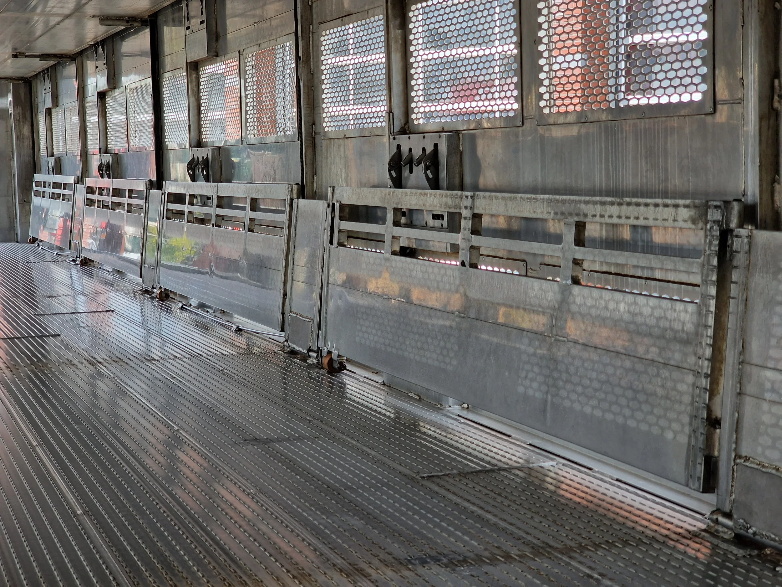 CUPPERS 2013 - 4 stock - new TUV - type 2 - lifting floors - lift / ramp afbeelding 37