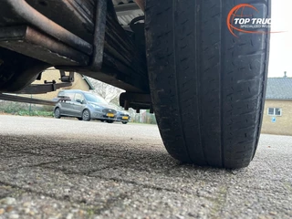 Toyota Land Cruiser 2002 - Landcruiser HZJ79 obrazek 18