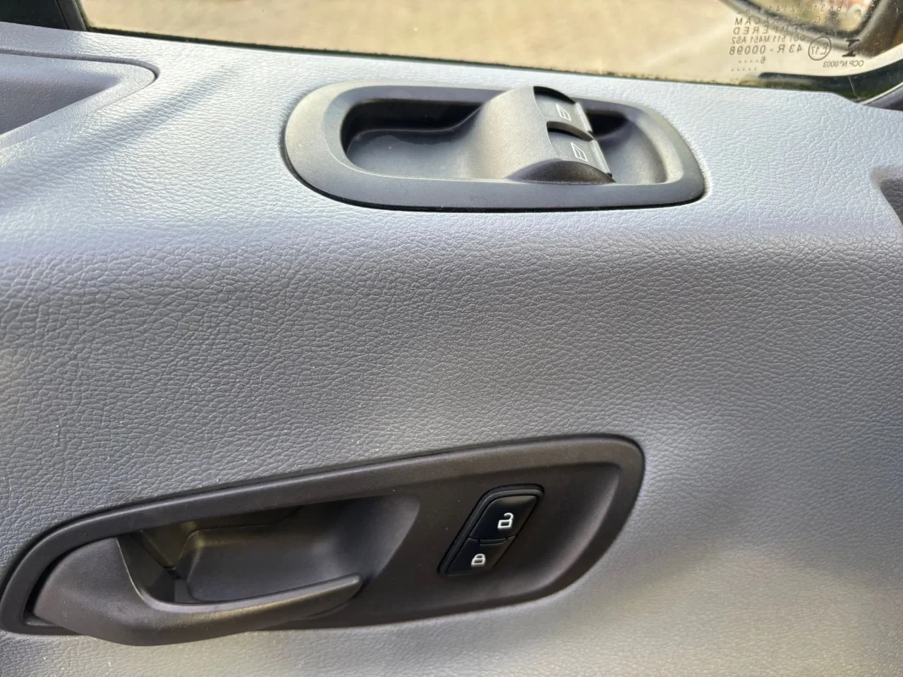 Ford Transit 2017 - Kombi 2.0TDCI L2H1 8+1 Personenbus Airco Cruisecontrol EURO 6 PRIJS INCLUSIEF BTW BPM obrázek 13