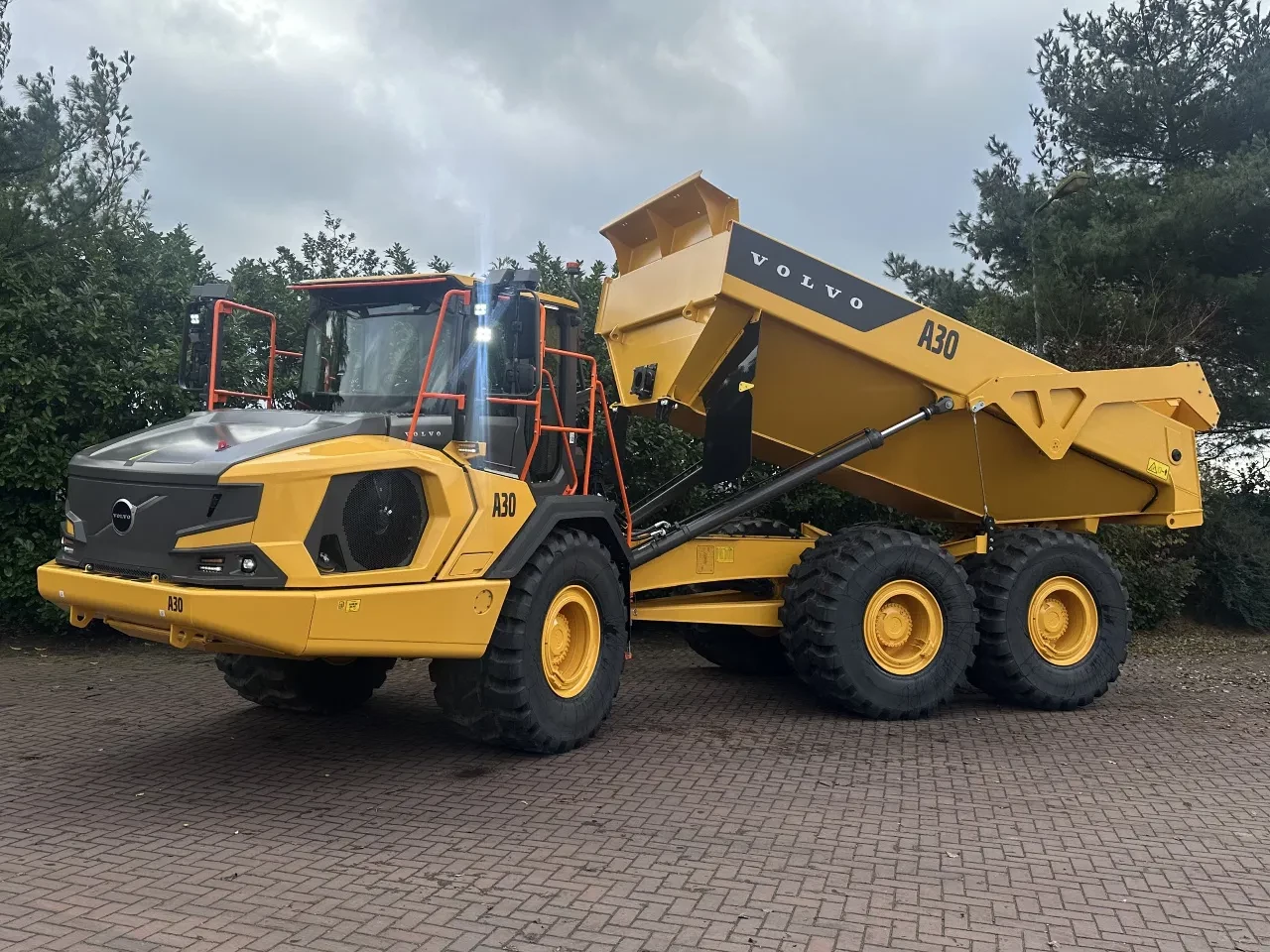 Volvo 2026 - A30 J UNUSED afbeelding 1