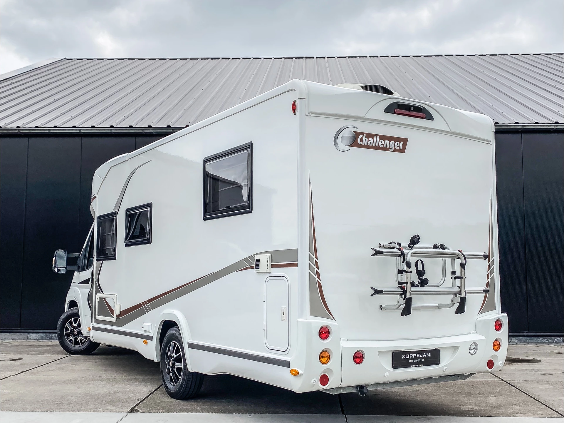 Challenger 398 XLB 2017 - 150PK Automaat afbeelding 20