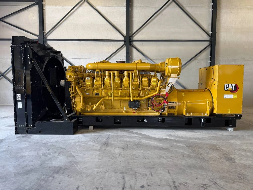 Cat 2026 - 3516B - 2.250 kVA Generator - DPX-18106 afbeelding 1