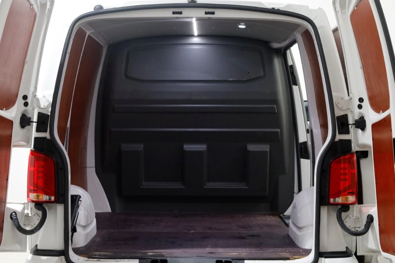 Volkswagen Transporter 2022 - T6.1 2.0 TDI 150pk DSG-Automaat L1H1 Airco/Camera 01-2022 zdjęcie 5