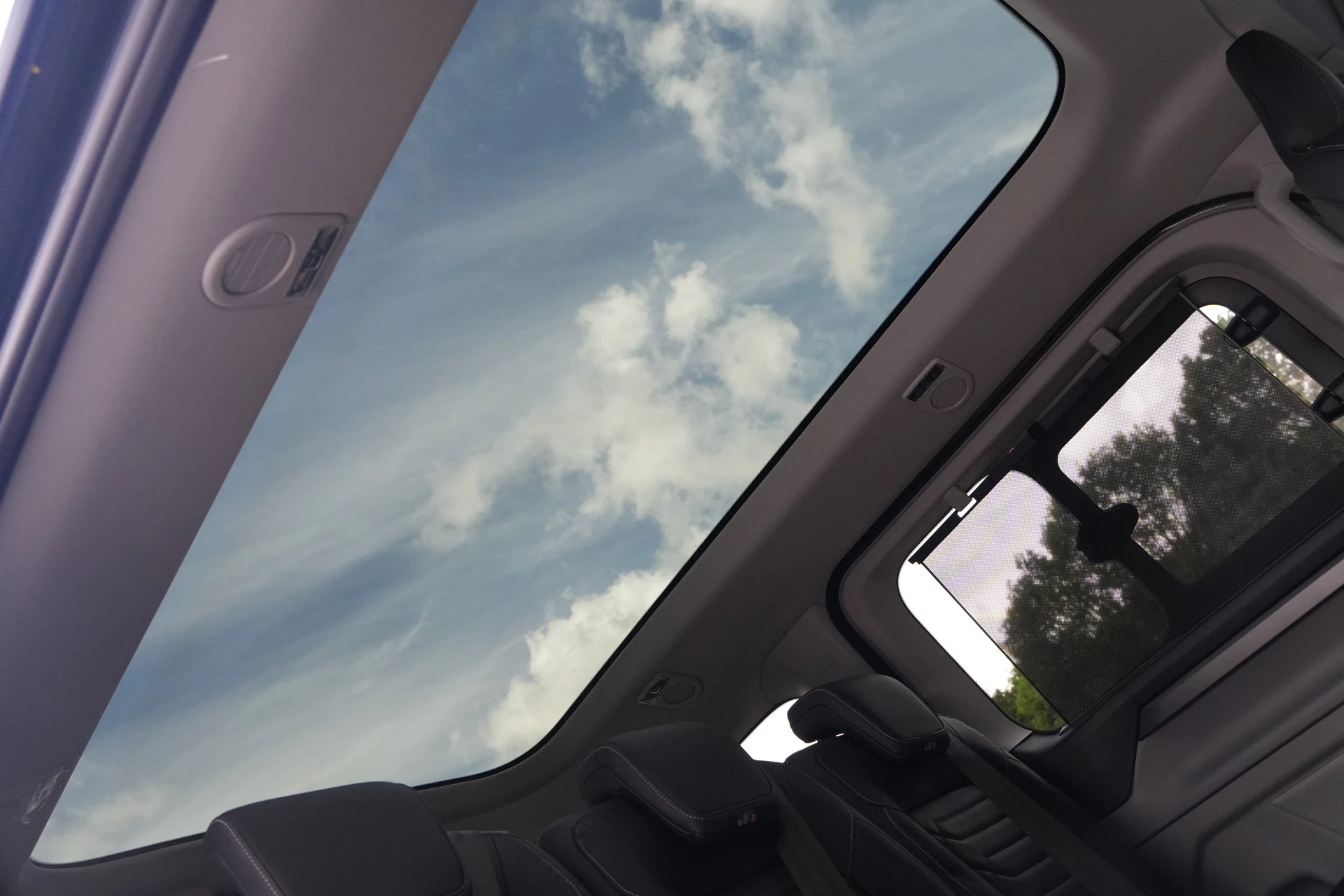 Ford Tourneo Custom 2026 - 340 2.5 PHEV L2H1 Titanium X 232pk | ACC | Pano | B&O | Elek. schuifdeuren | 360 camera | Elek-Trekhaak | Prijs excl. BTW | Rijklaar afbeelding 46