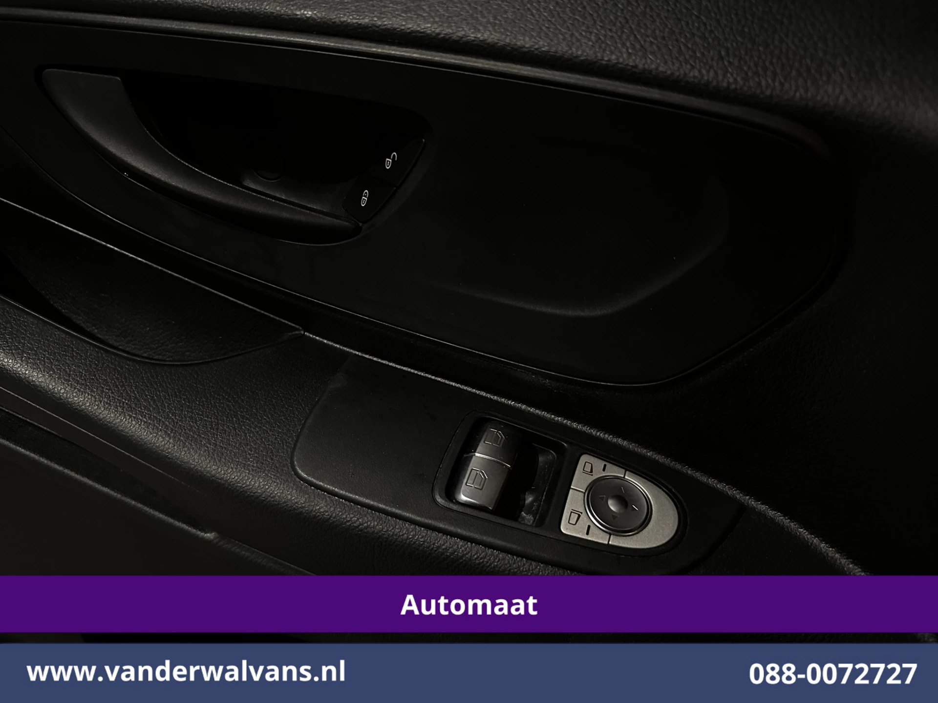 Mercedes-Benz Vito 2021 - 114 CDI 136pk 9G-Tronic Automaat L2H1 Euro6 Airco | Camera | Navigatie | Imperiaal | 2500kg Trekhaak | Apple Carplay image 19