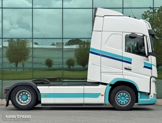 Volvo FH 2018 - 13.420 EURO 6 FULL SPOILER 2X TANKS ONLY 665.000 KM TOP CONDITION NL-TRUCK immagine 5