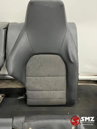 Mercedes-Benz N/A - Occ set interieur met zetels W204FL Mercedes image 13