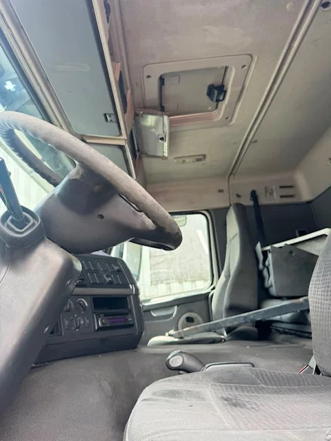 Volvo FM 2002 - 9-300 , Belgium truck, Euro 3 , Airco afbeelding 8