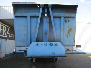 Fruehauf N/A 1982 - 2 Axle , Steel Tipper , Drum brakes, Spring suspension imagen 6