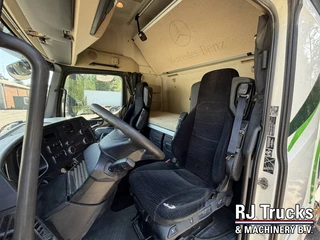 Mercedes-Benz Actros 2013 - 2442 Gigaspace 6x2 - Lift Axle | 2x Tank | NL Truck | Euro 6 image 5