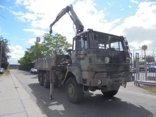 DAF YHZ 2300 1988 - 6X6 + HIAB CRANE image 2