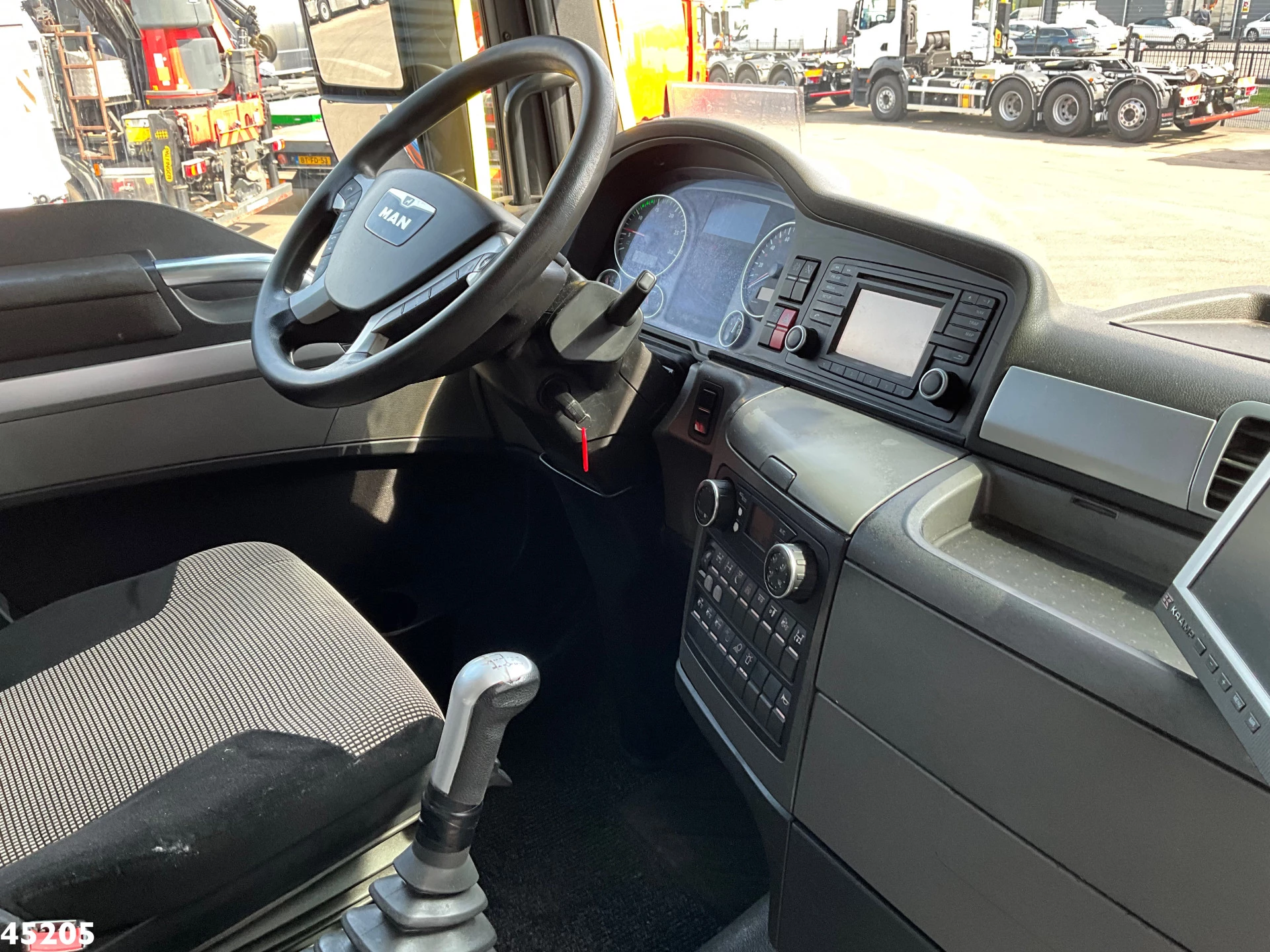 MAN TGX 2015 - 35.440 Euro 6 8x4 26 Ton haakarmsysteem Bild 8