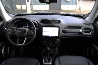 Jeep Renegade 2025 - 4XE HYBRID SUMMIT / LEDER / 18 inch / Apple Carplay изображение 7