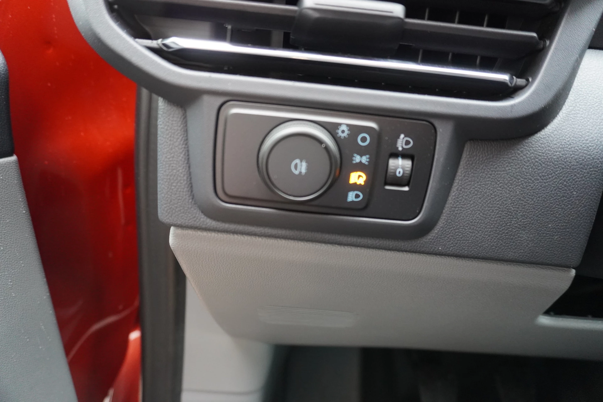 Ford Transit Custom 2024 - 320L 2.0 TDCI 136pk L2H1 Limited image 23