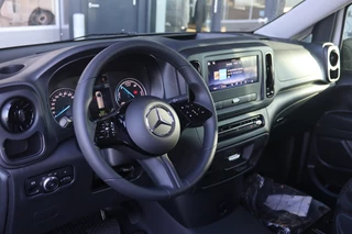 Mercedes-Benz eVito 2026 - 126 Tourer L3 PRO 9 persoons // TAXI ACTIE afbeelding 3 miniatuur