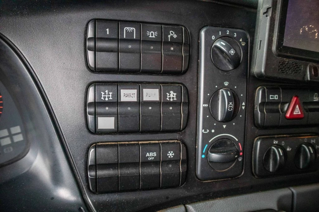 Mercedes-Benz Actros 2011 - 3344 AK-MP3 + HMF1643 Z2 image 10