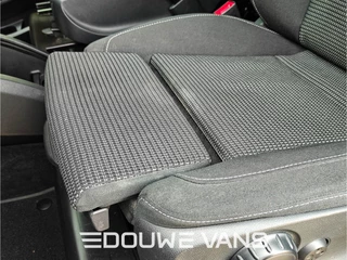 Mercedes-Benz V-Class 2023 - V300 L2 4MATIC AMG LED Lang DAB 239PK Night Pakket zdjecie 31