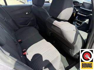 Peugeot 208 2020 - 1.2 PureTech Blue Lease Allure obrazek 9