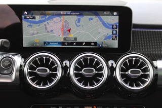 Mercedes-Benz GLB 2020 - 200 AUT7 Advantage WIDESCREEN DISTRONIC SFEER KEY-LESS GO TREKHAAK zdjecie 20