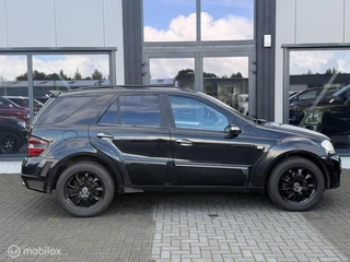 Mercedes-Benz M-Class 2008 - 320 CDI Brabus widebody Youngtimer image 2 thumbnail