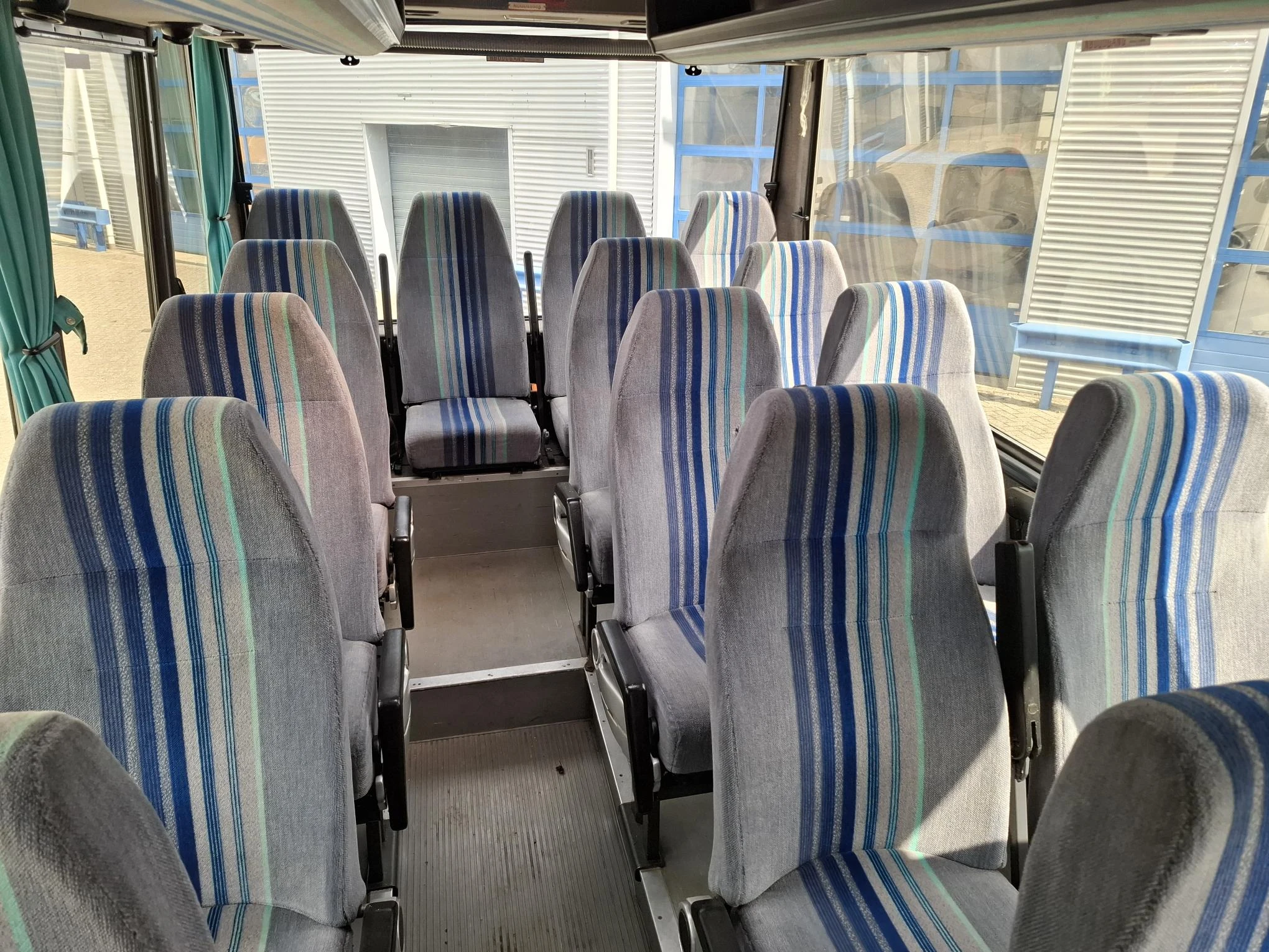 Mercedes-Benz 1991 - 814 D / 317828 KM / 23 PERSONS / FULL-STEEL / PARKHEAT+COOL / DOUBLE AIR REAR / AIRCO / MANUAL / 1991 afbeelding 27
