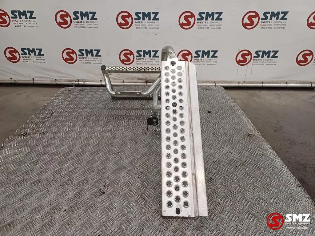 Mercedes-Benz 2016 - Occ trap batterijbak Mercedes obrázek 3