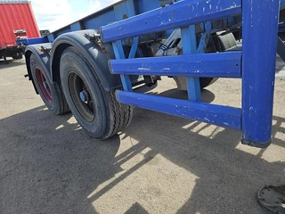 Renders 2 axle 20 ft container chassis  steel  springs bpw drum heavy duty 1996 - N/A image 15