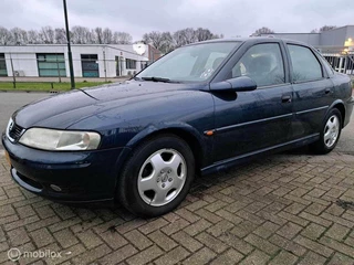Opel Vectra 2001 - 1.8-16V Sport Edition II imagen 1