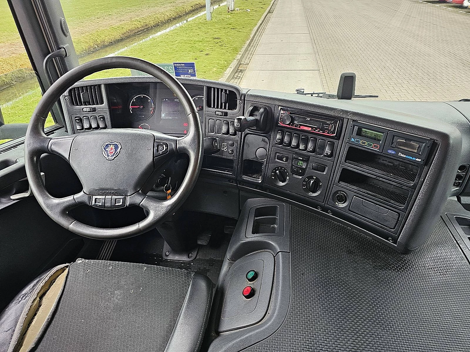 Scania P 2016 - P250 image 8
