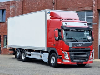 Volvo FM 2018 - 370 Globetrotter 6x2*4 - Box with sidedoors - Loadlift - Full air - Euro 6 te koop