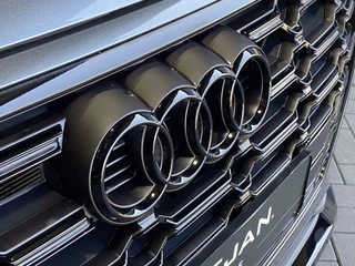 Audi Q5 2024 - 299PK TFSIe S edition Competition image 40