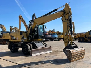 Caterpillar M313D VA - Outriggers + Blade 2012 - N/A изображение 10