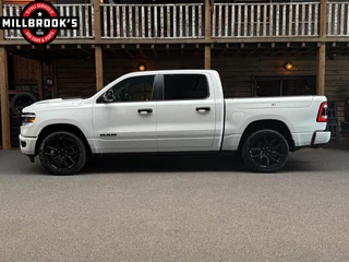 Dodge Ram 1500 2024 - 5.7 V8 Laramie Night, bild 3