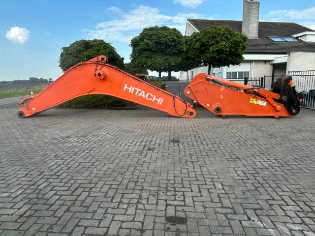 Hitachi - ZX 670 image 1