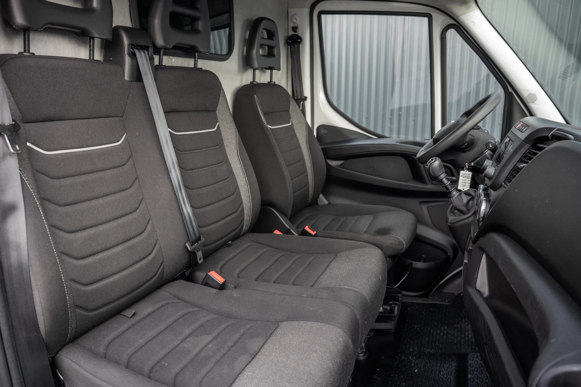 Iveco Daily 2024 - **35S16 | 156 PK | 3.500KG trekgew. 3-Zits | Climate** image 13