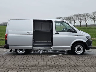 Volkswagen Transporter 2019 - 2.0 TDI image 14