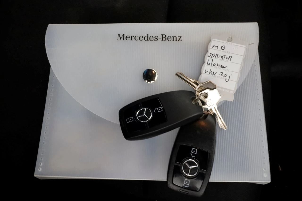 Mercedes-Benz Sprinter 2021 - 311 CDI 115pk E6 RWD Bakwagen met achterdeuren 2-Persoons 05-2021 afbeelding 6