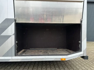 Scania P 2010 - P230 TOP: multifunct. ruimte met airco (camper?), 22kVA generator, hydr. steunpoten, beloopbaar dak, keuken, APK 10-2026 immagine 38